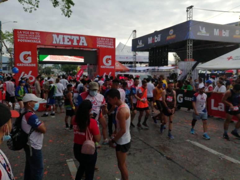 Miles de corredores dijeron sí a la Maratón de Diario La Prensa. ¡Gracias a todos!