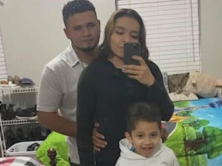 Armando Verdugo, su esposa, Vanessa, y su hijo, Yahir, acababan de recoger algunos comestibles cuando fueron atropellados por un conductor que los embistió en la acera a lo largo de Herndon Parkway la tarde del voernes 29 de diciembre.
