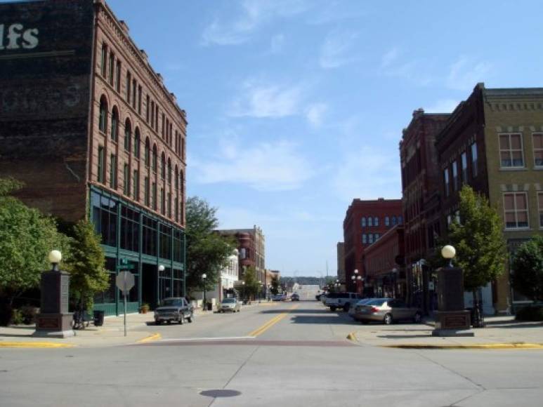 Sioux Falls, Dakota del Sur: Es la ciudad más grande de ese estado y el sector agroindustrial más fuerte de la economía.