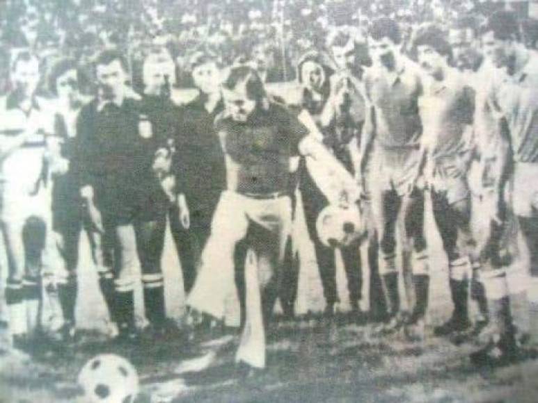 Chelato amaba el fútbol por sobre todas las cosas, se sentía el gran revolucionario del balompié hondureño y el inventor de la famosa 'garra catracha'.