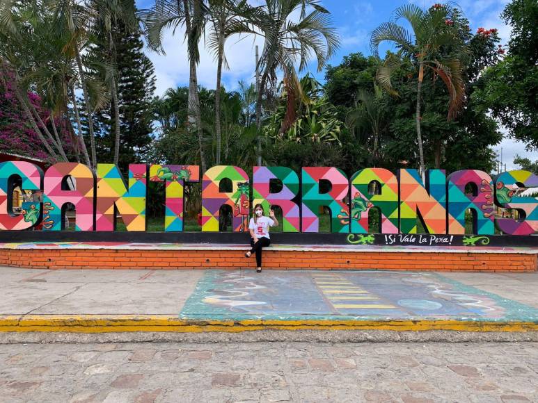 “No niego que tengo miedo, pero quiero honrar a mi padre”: Hija del alcalde de Cantarranas