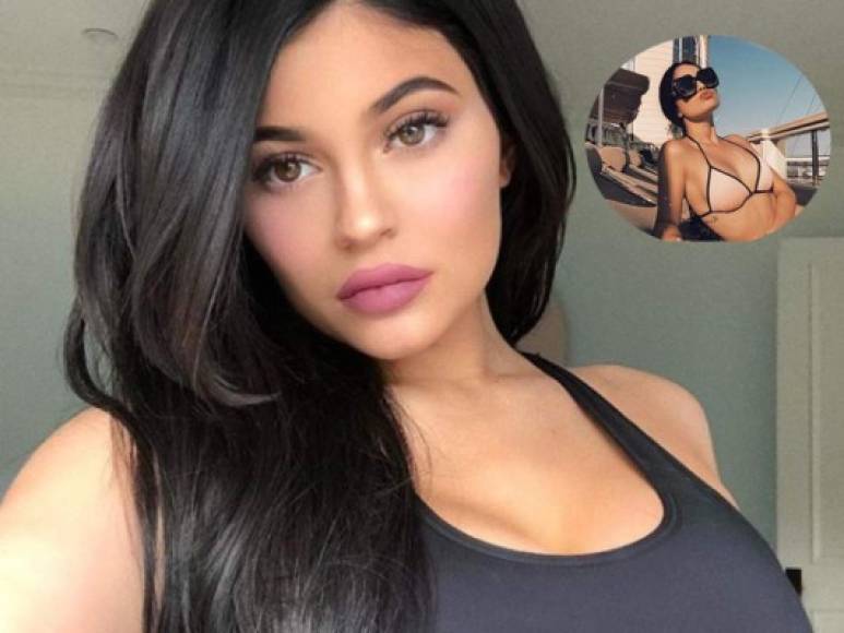 Kylie Jenner, es uno de los personajes más populares del mundo, es admirada e imitada por millones de jóvenes que intentan ser como ella.<br/><br/>El parecido de una mexicana con la empresaria, ha revolucionado las redes sociales, y es que son casi idénticas.