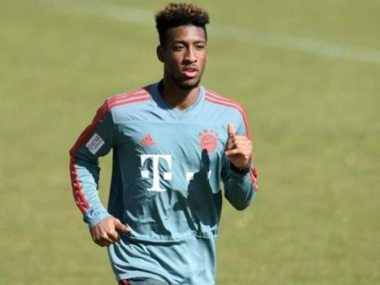 Kingsley Coman, jugador del Bayern Múnich de 24 años, desea abandonar la disciplina del cuadro germano, con el que tiene contrato en vigor hasta 2023, según ha adelantado Sky. Los motivos de su deseo pasarían por la falta de acuerdo entre club y jugador para la mejora del contrato del delantero. Foto AFP.