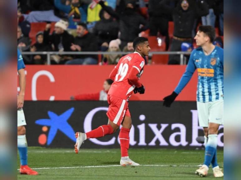 Además del Real Madrid, el Atlético fue víctima del Choco Lozano en su paso por el Girona. Con ellos solamente pudo marcar tres dianas.