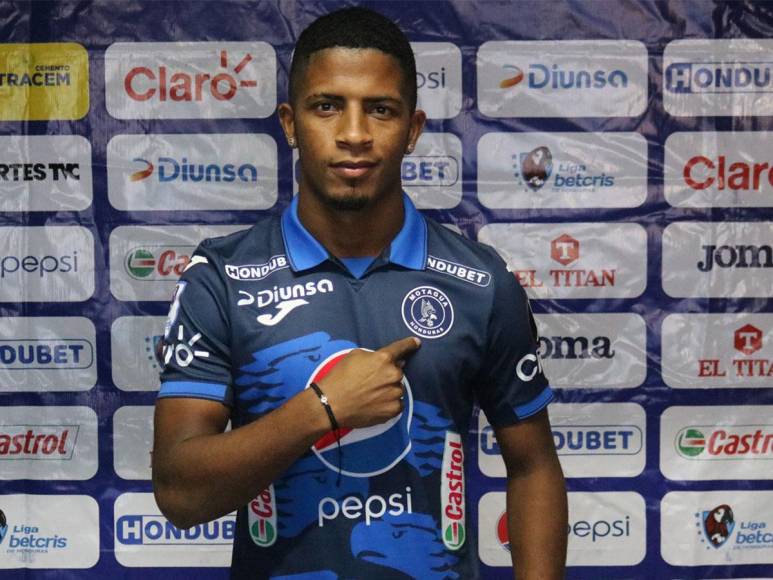 Jorge Luis Serrano: Extremo ofensivo panameño que se convirtió en el primer fichaje de Motagua para el Clausura 2024. Es seleccionado de Panamá y llega procedente del CAI.