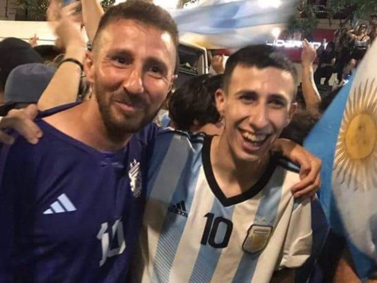 Hace falta que digamos los dobles de quiénes estaban en los festejos de Argentina? Ellos son comparados con Messi y Di María, pero esto apenas empieza.