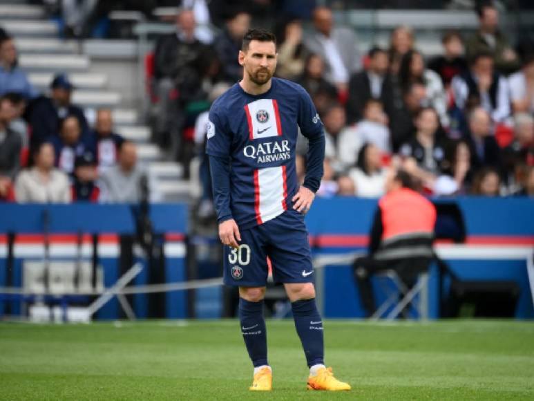 Este martes la revista estadounidense ‘Forbes’, dio a conocer la lista de los deportistas mejor pagados del mundo. Un mexicano figura en el top 5 y Lionel Messi fue desbancado en la cima.
