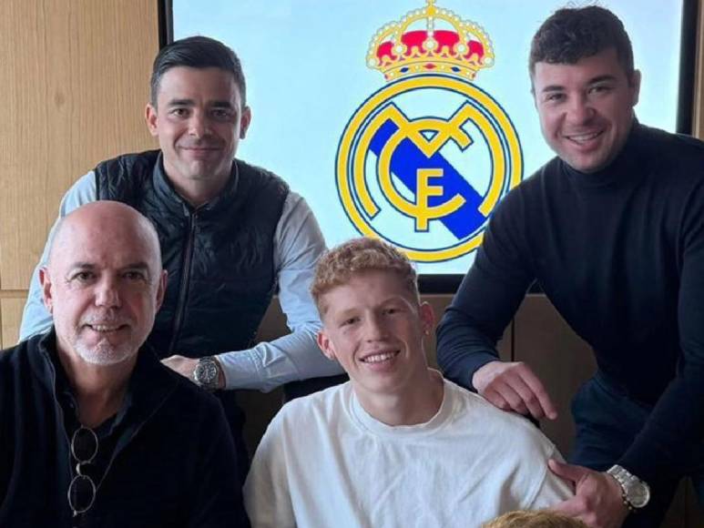 El Castellón anunció que llegó a un acuerdo con el Real Madrid para el traspaso del futbolista portorriqueño Jeremy de León de 19 años, que reforzará al filial del club.