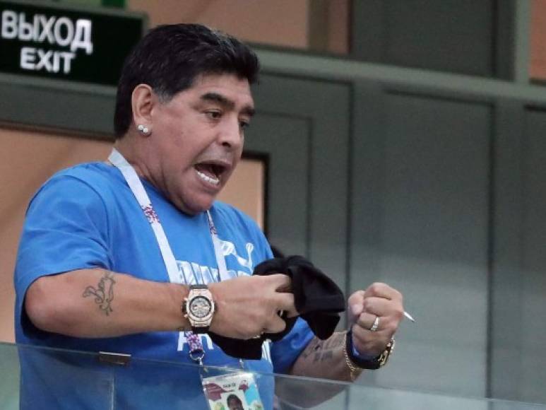Diego Maradona y su enfado tras la goleada de Argentina ante Croacia.