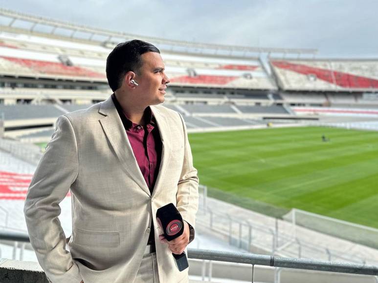 El periodista ecuatoriano Juan Francisco Rueda viajó a Buenos Aires para cubrir el partido por las Eliminatorias Sudamericanas entre la Selección Argentina y la de Ecuador y nunca imaginó que sería protagonista.
