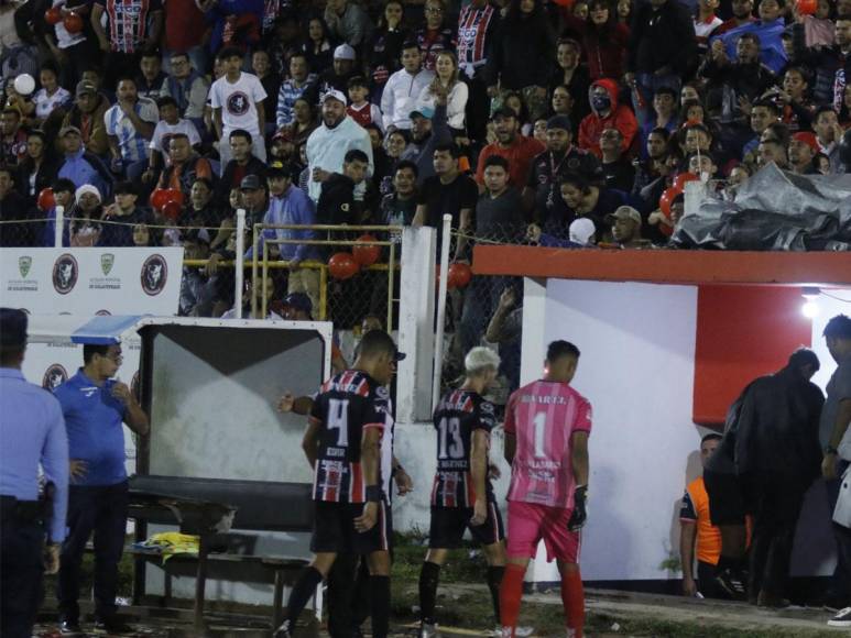 Independiente tenía preparada una fiesta en casa, pero la euforia se apagó temprano en el partido.