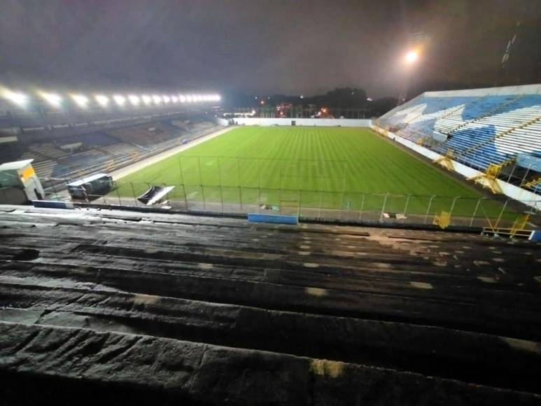 Jacuzzis, camerinos modernizados, nuevo engramillado y graderías renovadas forman parte de la lista de reparaciones del estadio Francisco Morazán.