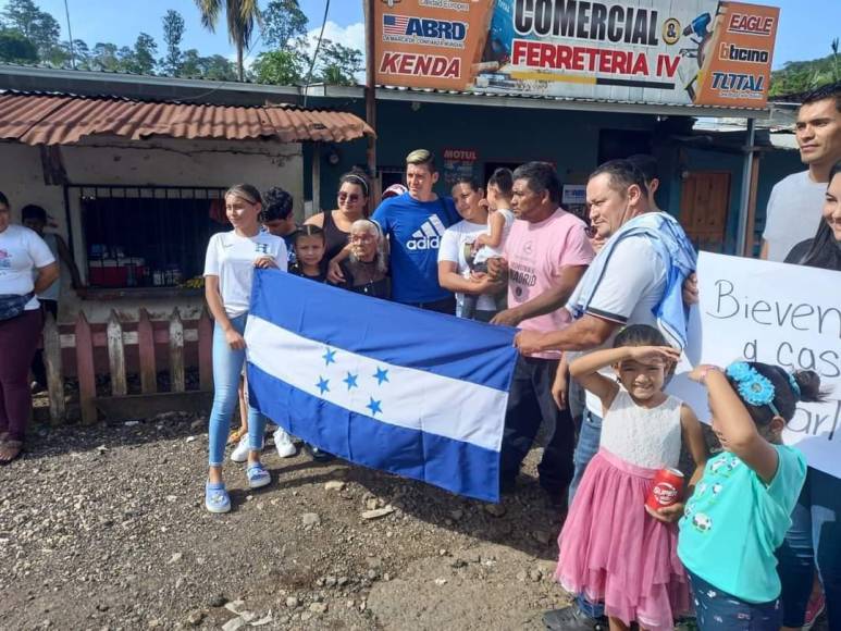 En fotos: Así fue la cálida bienvenida a Francisco Martínez en su pueblo