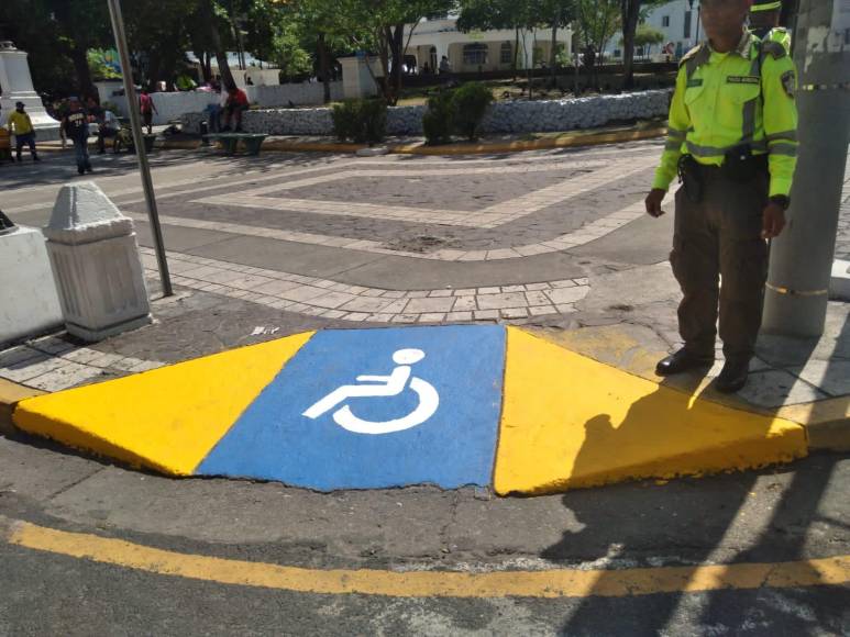 Alcaldía de San Pedro Sula señala accesos para personas con discapacidad