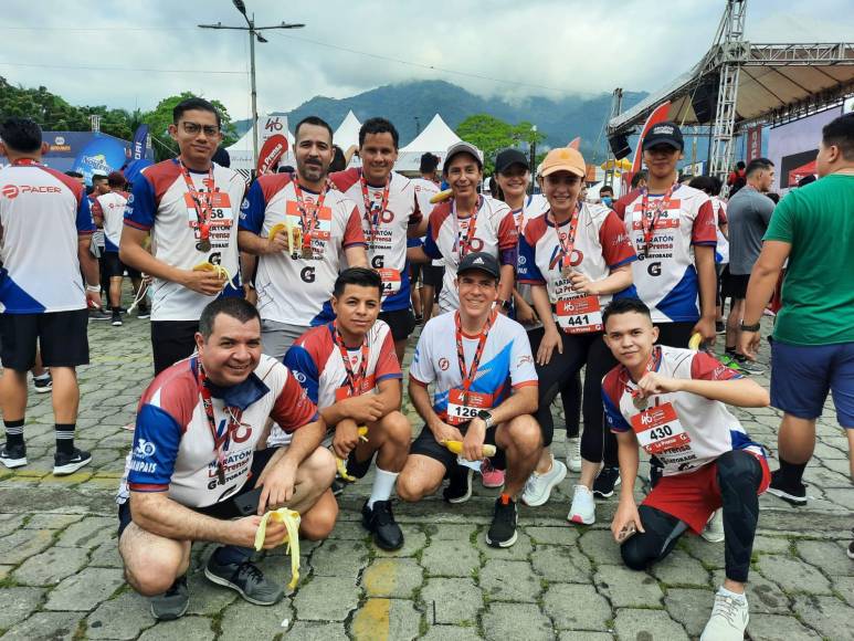 El personal de la empresa Finotex se hizo presente en la edición 46 de la Maratón de Diario LA PRENSA