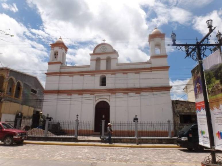 Foto de la Iglesia en Copán Ruinas, Honduras.