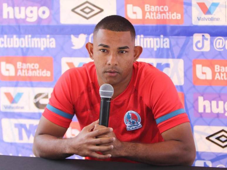 José Mendoza: Ha sido el suplentes de Edrick Menjívar en Olimpia y finalizó su contrato con los albos.