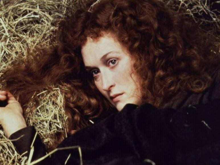 The French Lieutenant’s Woman (1981)<br/><br/>El escritor de esta película, John Fowles, explicó que él tenía este papel para Meryl Streep desde años antes. Pues la vió actuar en una obra de Shakespeare en Central Park y supo que tenía que interpretar a Sarah. Es la historia de una pareja de actores que interpretan un drama de época y comienzan a confundir la ficción con la realidad.