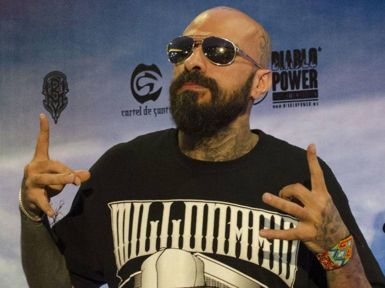 Los mensajes privados que recibió de Babo, el líder del grupo de rap Cartel de Santa.