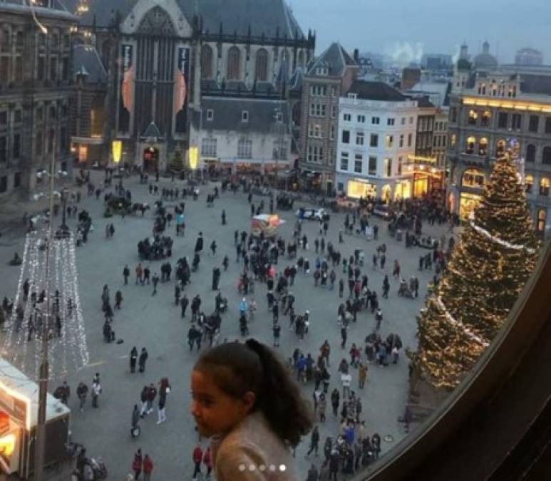 Miles de turistas se reúnen en esta ciudad que ofrece una variedad de actividades y lugares que conocer. Sin duda la familia de exdelantero hondureño recordará estos momentos.