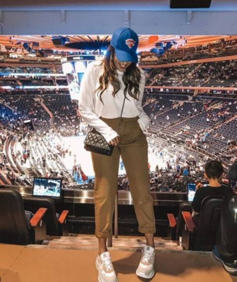 La novia de Vinicius es amante de los deportes, ella disfruta de la NBA.