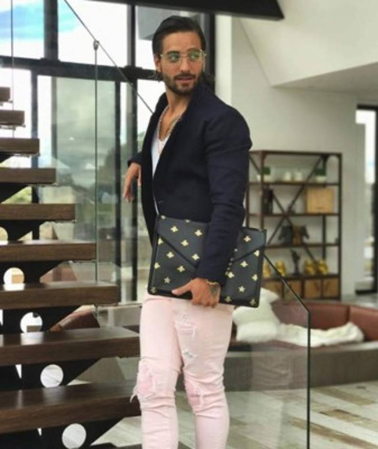 Maluma, que afirma que 'no solo es cantar, hay un hombre de negocios detrás de todo esto', ha sabido invertir las ganancias que ha obtenido en los últimos años gracias a sus hits como 'felices los cuatro' o 'borró cassette'.