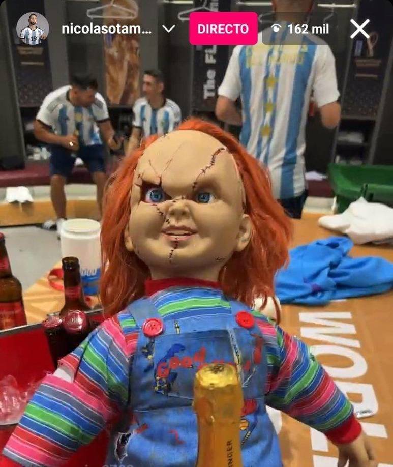 La presencia del muñeco Chucky en el vestuario de la Selección de Argentina no es ninguna novedad y hace tiempo que acompaña a la plantilla. 