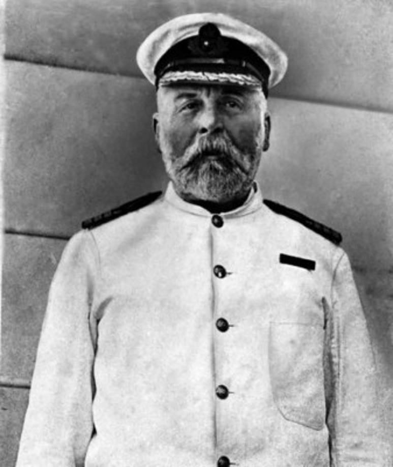 El capitán del RMS Titanic, Edward John Smith, (foto sin fecha).