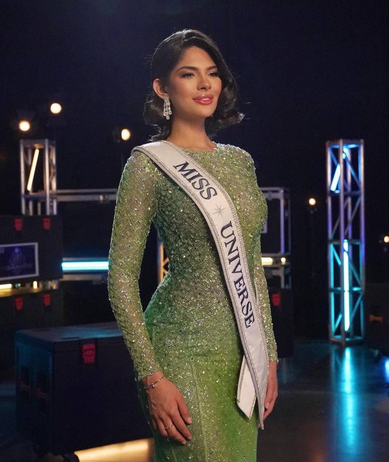 ”Quiero informarles a todos los medios que no estoy exiliada, las puertas de mis país están abiertas para ir a celebrar con todos los nicaragüenses”, aseveró Palacios.