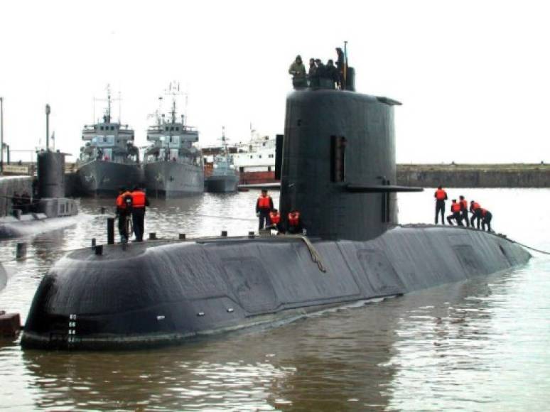 Botado en Alemania en 1983 e incorporado a la Marina de guerra en 1985, el San Juan era uno de los tres submarinos del país y su proceso de reparación de media vida había terminado en 2014.
