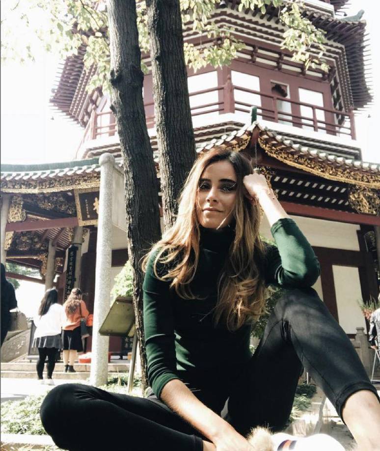 Ante ello, la DEA ofrecía hasta 10 millones de dólares para quien brindara información que ayudara a su captura. Pero Gaby estaba convencida de su estilo de vida de lujos y no temía en compartirlo en sus redes que aún mantiene públicas, aunque dejó de postear contenido desde hace casi dos años; no obstante, el contenido se mantuvo intacto y quedó como testigos de sus viajes en el exterior y sobre todo en sus los dos países clave que la vinculan con el narcotráfico: China y México. 