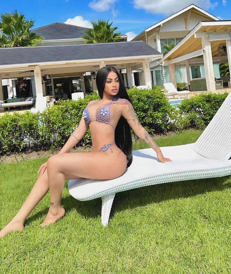 El periodista añadió que posiblemente <b>Yailin creyó</b> que el calzado se lo había regalado el icónico cantante, pues la carta era personalizada y <b>se prestaba para una confusión</b>.