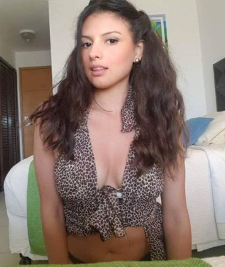 La joven catracho a lo natural, no cabe duda que es una belleza.