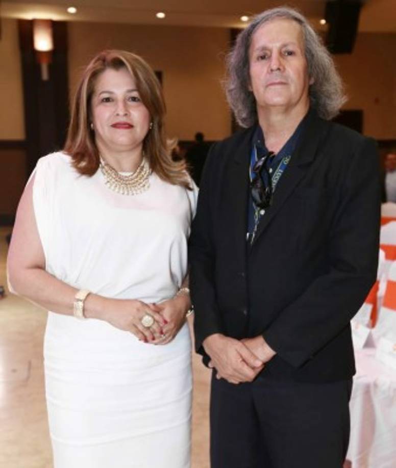 Mayra Castro y Alfredo Haces.