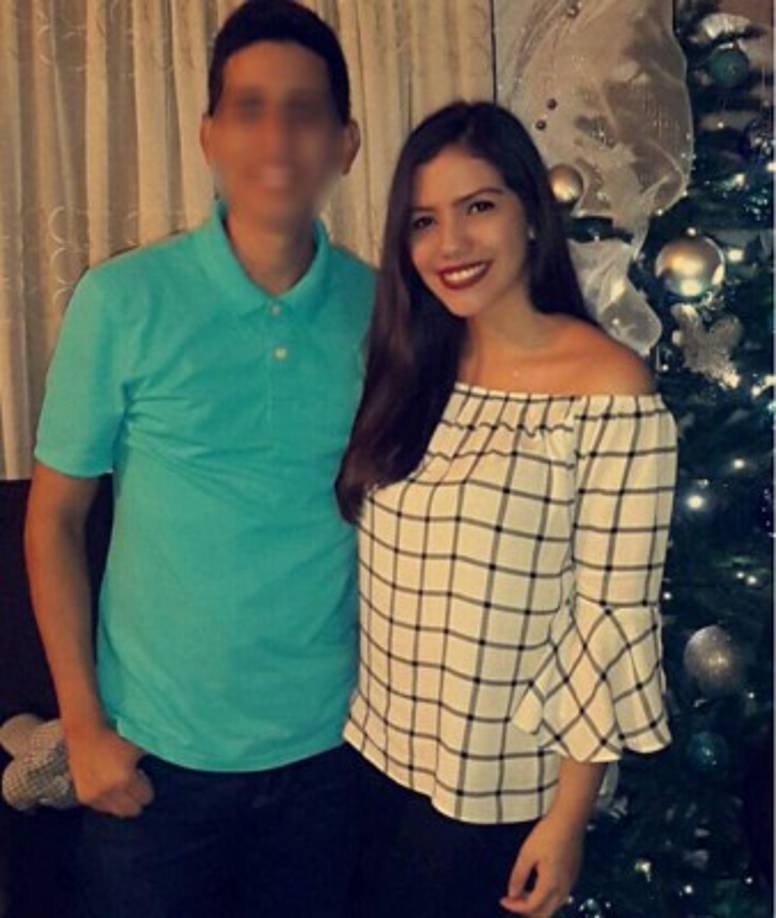 La víctima era estudiante de la cercana Universidad de Linz y vivía en la casa junto a la familia de su hermanastra, de 39 años.