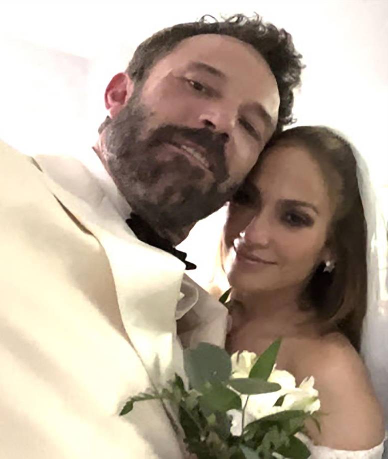 Jennifer López y Ben Affleck se casaron el 16 de julio en una sorpresiva boda en Las Vegas, Nevada.