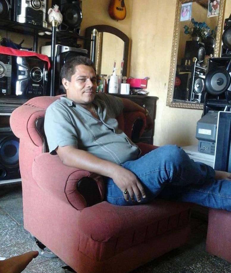 Como Abelardo Menocal, de 50 años y Abelardo Menocal Sánchez, de 13 años fueron identificados las dos víctimas.