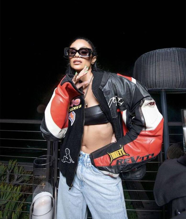 Finalmente, si tienes una chaqueta extra grande de estilo motorizado, solo tienes que combinarla con un top negro y unos jeans de tiro alto y zapatos industriales y listo!