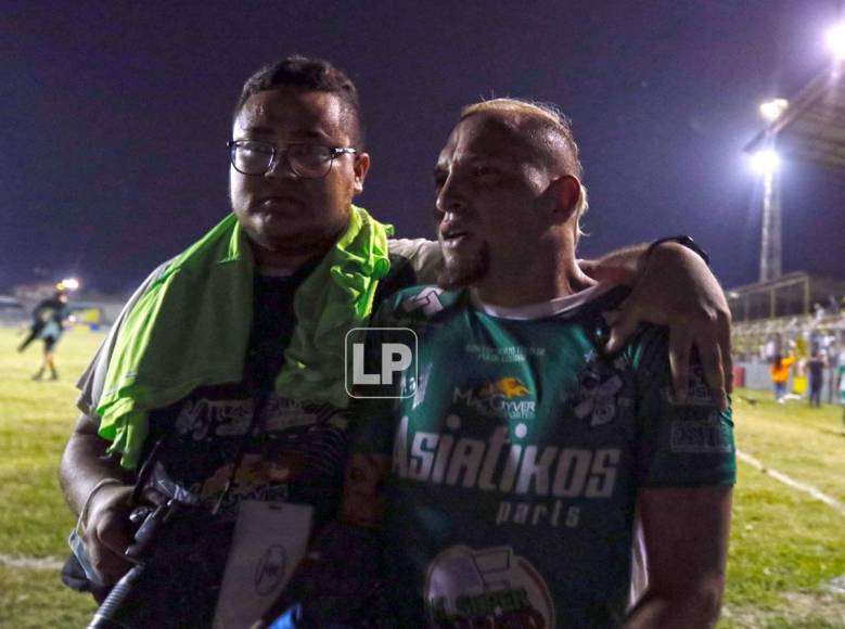 Ilce Barahona fue consolado por el fotógrafo del Platense.