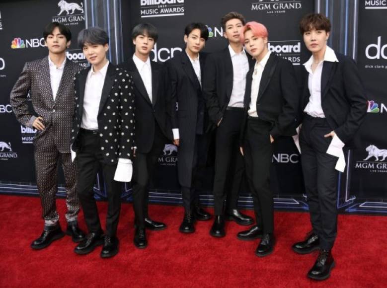 LAS VEGAS, NEVADA - MAY 01: BTS attend the 2019 Billboard Music Awards at MGM Grand Garden Arena on May 01, 2019 in Las Vegas, Nevada. Frazer Harrison/Getty Images/AFP