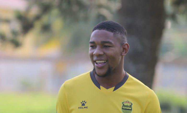 Yeison Mejía le pone fin a la novela y renueva con Real España