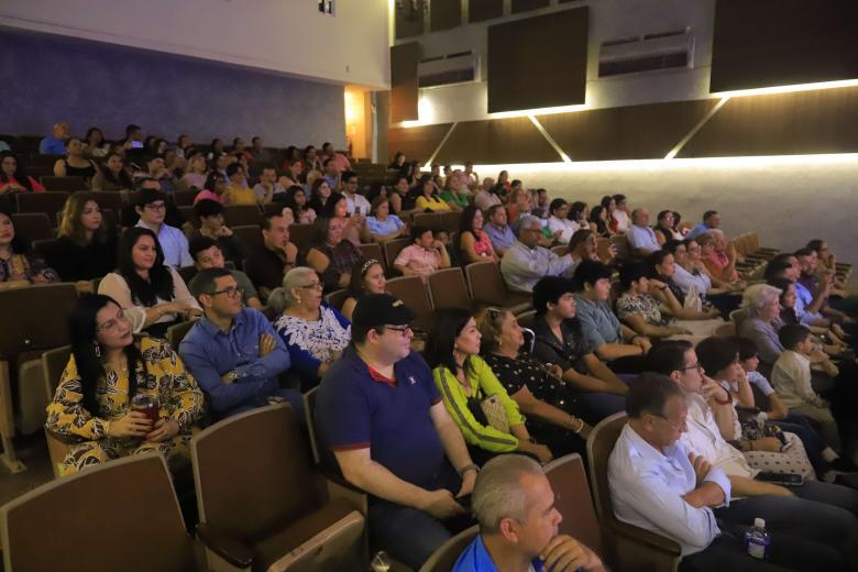 El público disfrutó de las presentaciones.