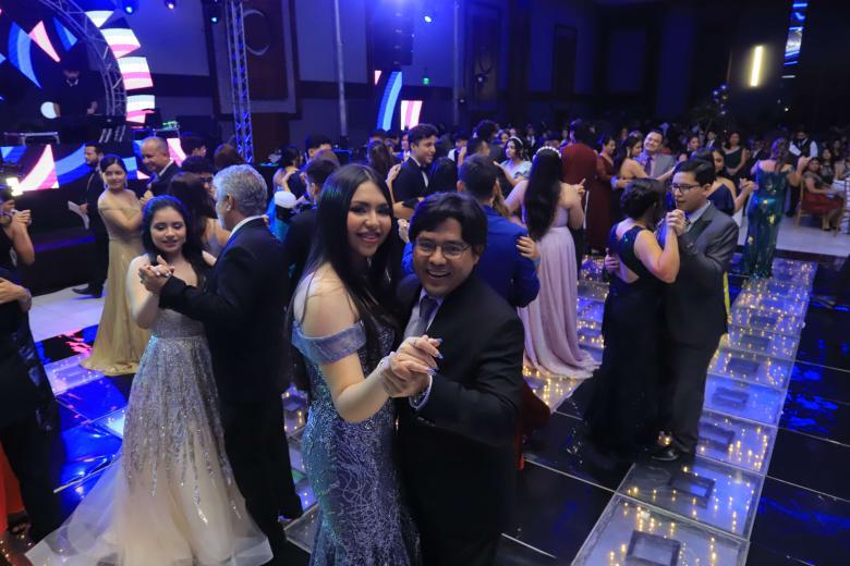 ”Grad Night 2023” de los seniors de la Kiddy Kat &amp; Morazzanni