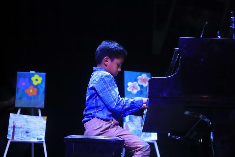Piano, guitarra, violín y batería fueron algunos de los instrumentos ejecutados.