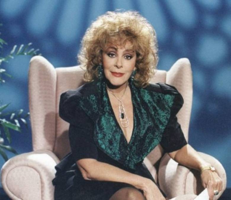 Después de más de 40 años en el cine, la actriz decidió adentrarse a una carrera en la televisión a “Mujer, casos de la vida real”, un programa que estuvo al aire por 21 años.