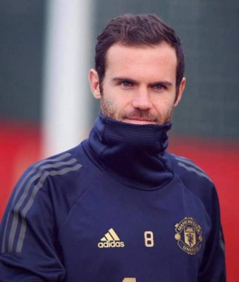 Juan Mata: De acuerdo con información de 'Tuttosport', el mediocampista español es una de las primeras opciones de la Juventus para ocupar el lugar de Dybala, quien firmó una discreta temporada y ha sido blanco de críticas por parte de la prensa y afición.