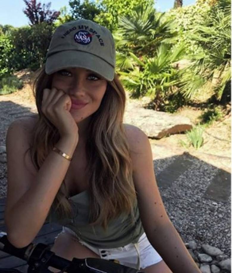 La bella modelo Izabel Andrijanic, es la esposa de Mateo Kovacic.