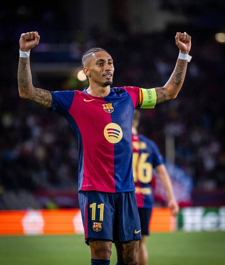 Raphinha vivió una gran noche en el Estadio Olímpico Lluís Companys de Montjuïc.