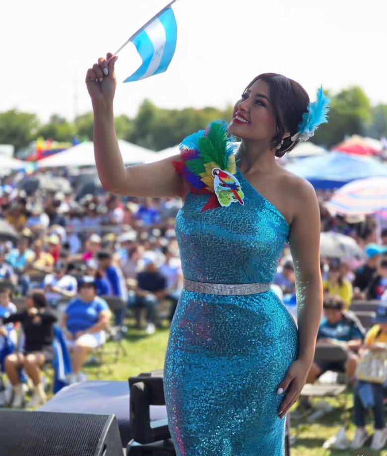 En días anteriores, la carismática, Milagro Flores había anunciado que no estaría en tierras hondureñas, que por motivos de trabajo estaría debutando desde MaryLand, Estados Unidos.