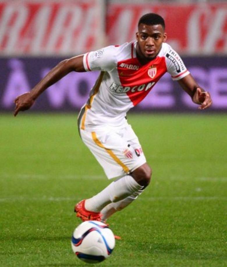 Si como todo hace indicar, Philippe Coutinho acaba jugando en el Barcelona, el Mirror apunta que el equipo de Jürgen Klopp ya tiene pensado quien sera su sustituto: Thomas Lemar, futbolista del Monaco y al que el Arsenal le sigue desde el inicio del verano.